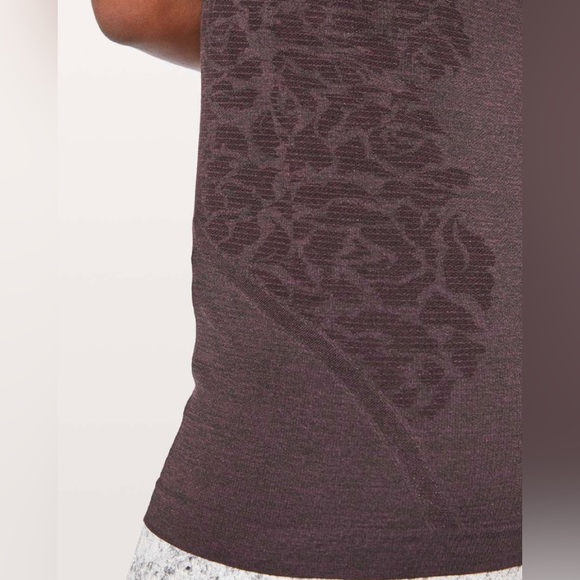 Lululemon Swiftly Tech Racerback - Picture 8 of 10